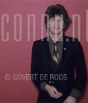 15-02-1978 Herman Brood at studio in Amsterdam.

[keywords]Posed, Half Length, Eyecontact, Smiling, Singer[/keywords]